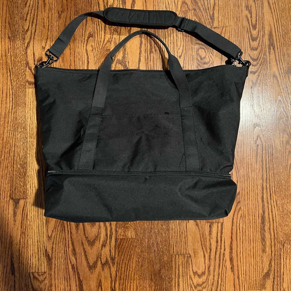 Lo & Sons Catalina Deluxe Large - Black